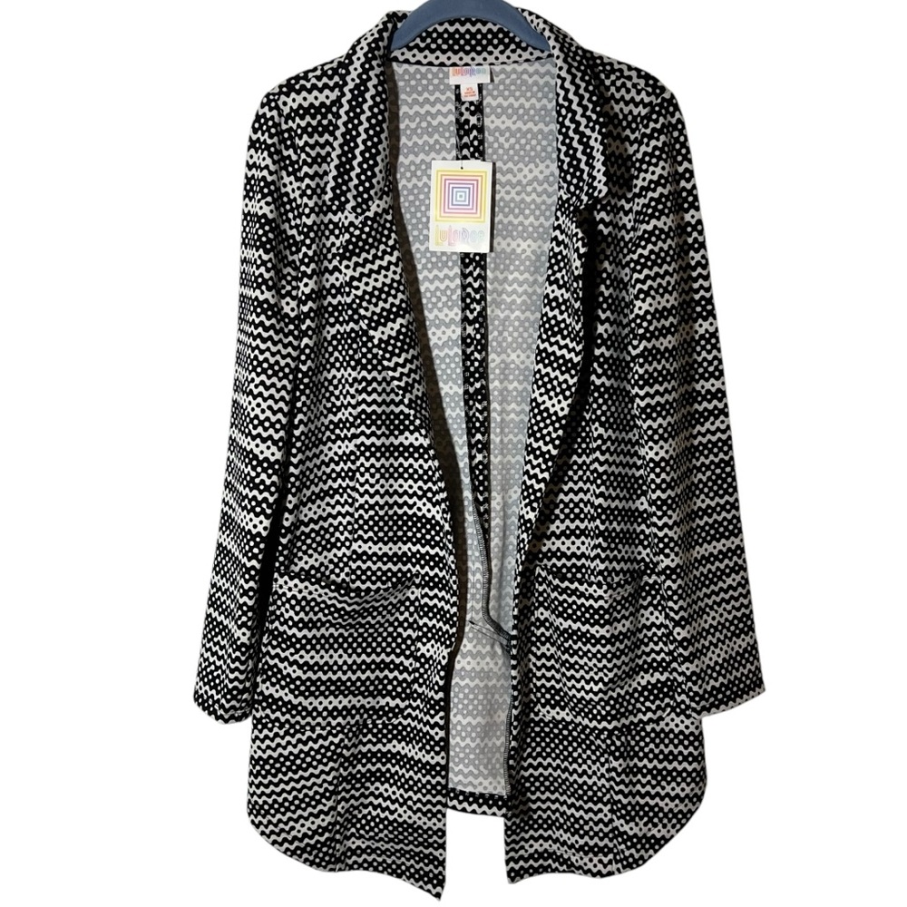 LuLaRoe‎ Gwen Blazer